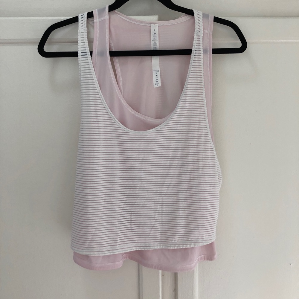 Lululemon layered crop top
